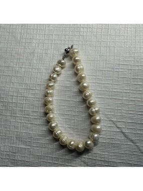 Classic Cream Pearl Bracelet